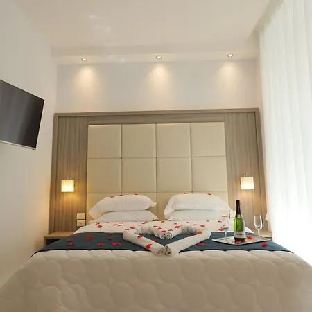 Hotel Garibaldi New Napoli