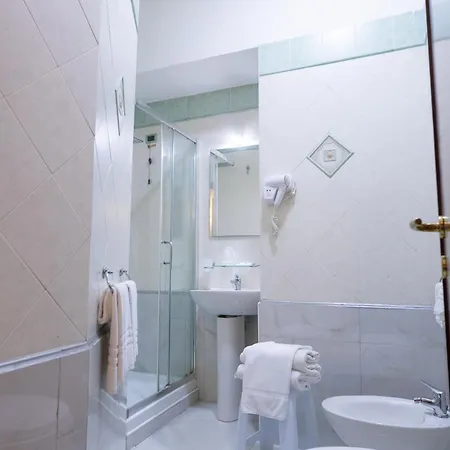 Garibaldi New 3* Neapel