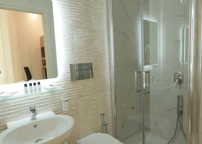 Garibaldi New 3* Неаполь