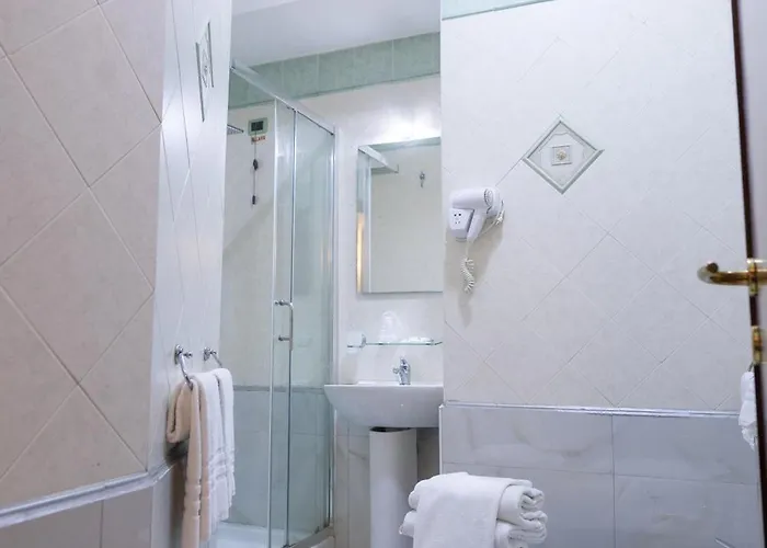 Garibaldi New 3* Неаполь