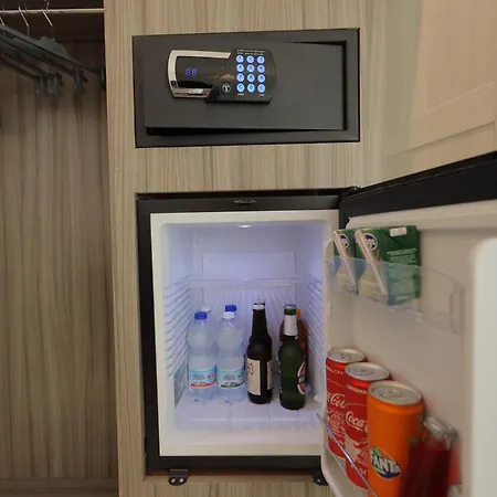 Garibaldi New Hotel Neapol