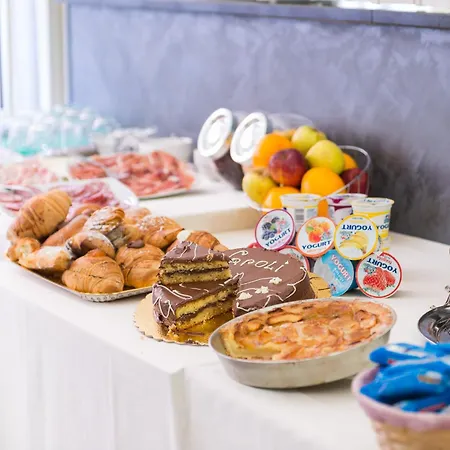 Garibaldi New 3* Neapol