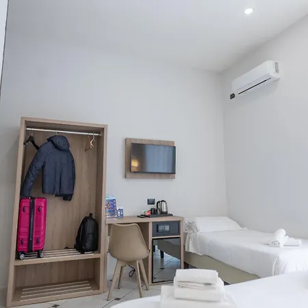 Hotel Garibaldi New 3*