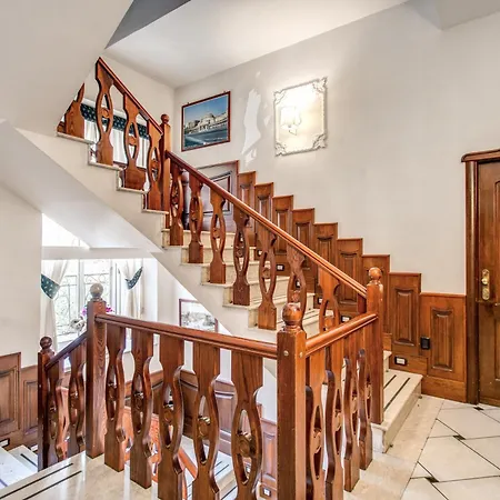 Szálloda Garibaldi New